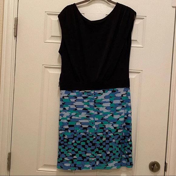 BCBGeneration Dress, Sz L - Picture 2 of 7